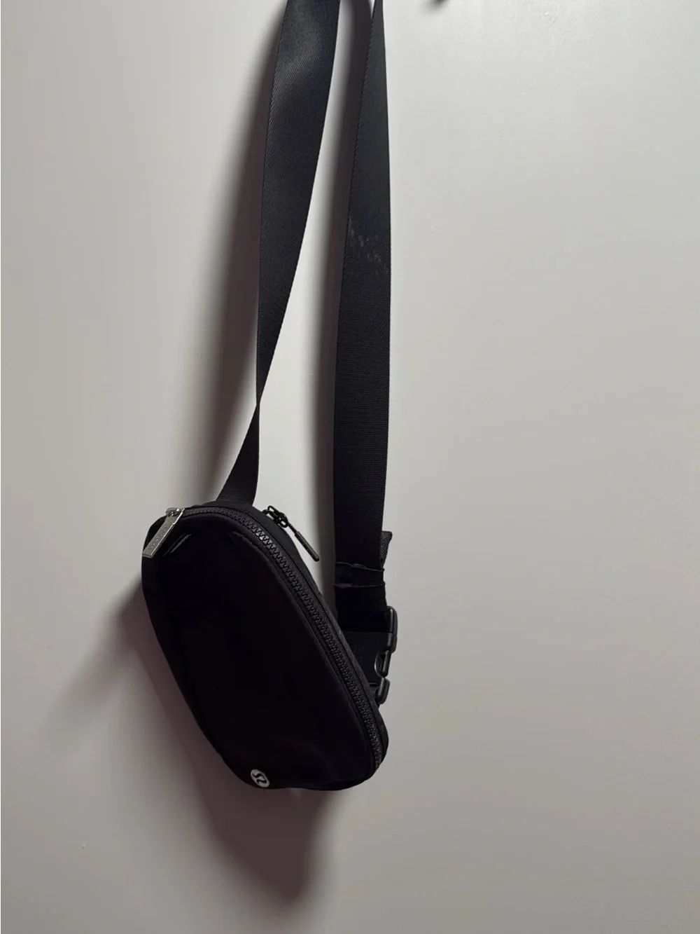 lululemon athletica Black Crossbody Sling Satchel
